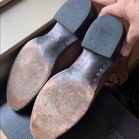 Diana studded Frye short boot- brown 8.5 - Picture 3 of 5